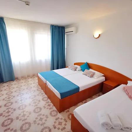 Berlin - Locatie Centrala 2* אפורי נורד